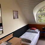 Pensión Berg Toboz Panzió 4*