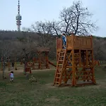 Πανσιόν Berg Toboz Panzio