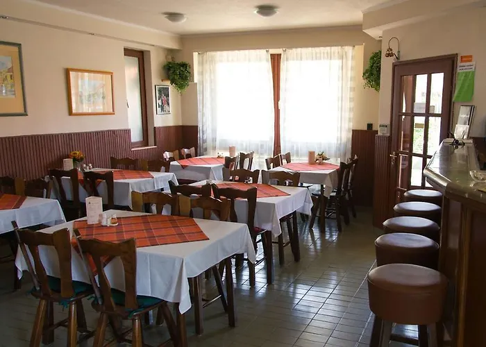Berg Toboz Panzio Affittacamere 4*