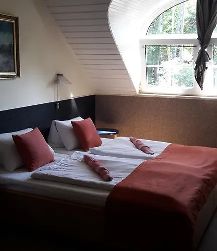 伯格托博兹旅馆 4*