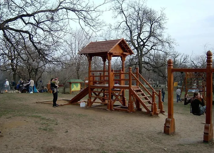Гостевой дом Berg Toboz Panzio Печ